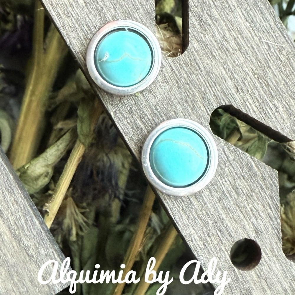6mm Alquimia Blue Silver Earrings with Intricate Metalwork